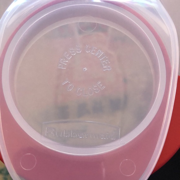 Set of 3 Rubbermaid cereal keepers 1.5 gallon/5.6L/24 cups - Picture 3 of 4